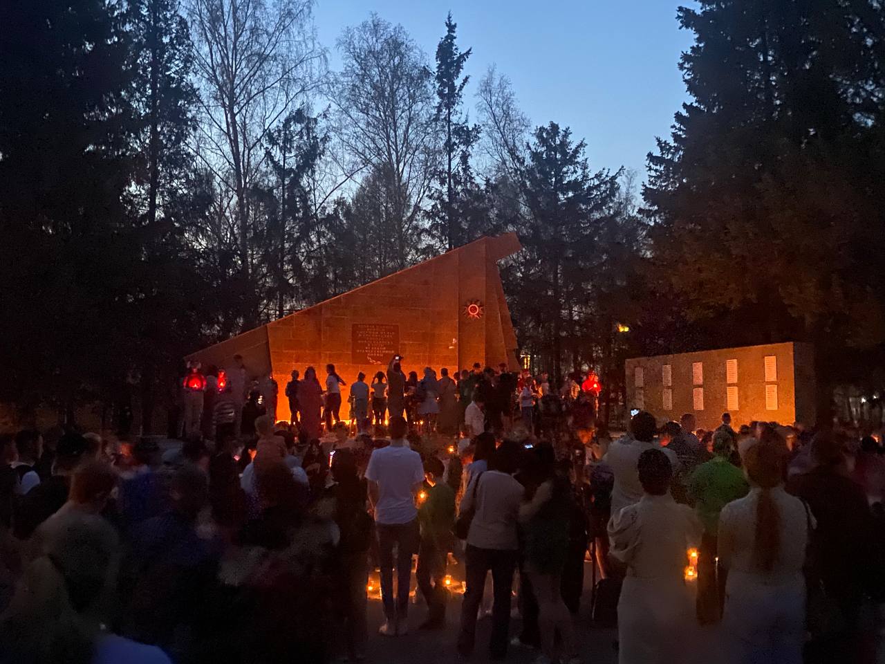 «Первый театр» принял участие в акции «Огни памяти»